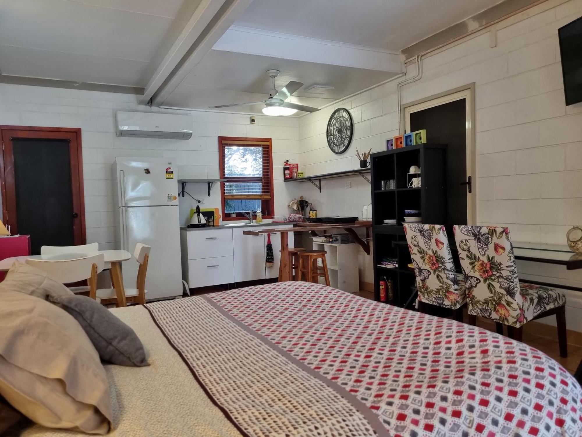 Homestay At Julie's *